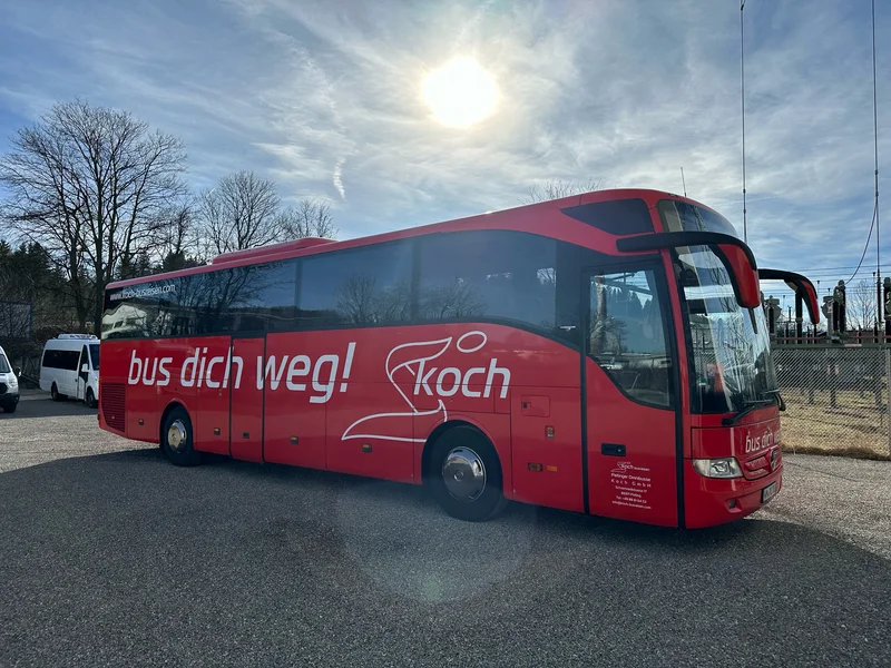 Mercedes Tourismo RHD  / Bild 3